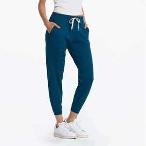 Vuori Women’s Performance Joggers